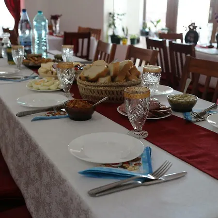 La Casa Boierului Farm stay *